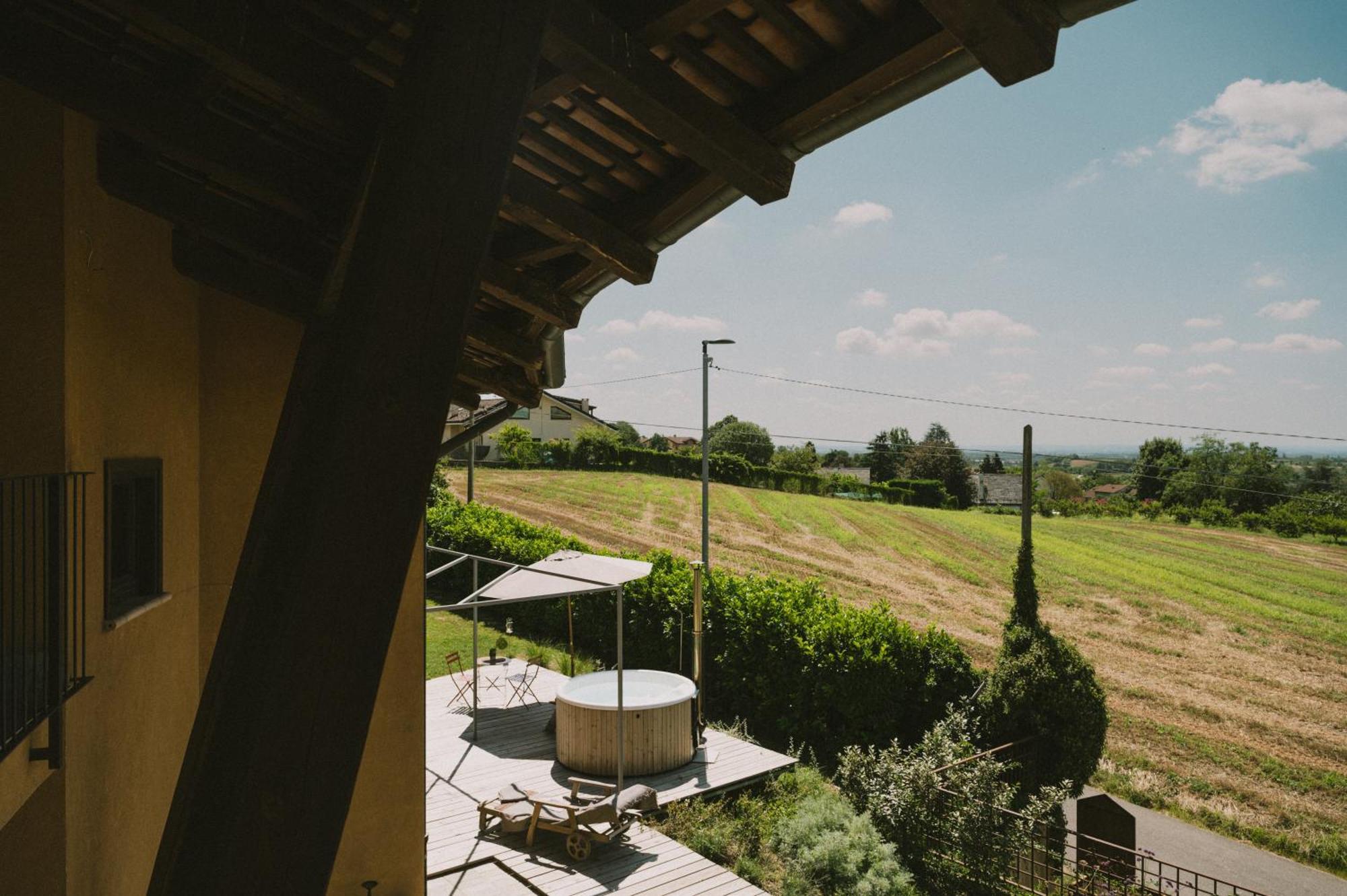 Casa Kiko Pecetto Bed & Breakfast Exterior photo